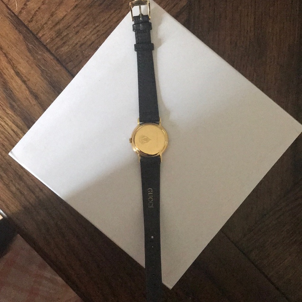 GUCCI Timeless AUTHENTIC VINTAGE  Watch 💝 - Picture 11 of 15